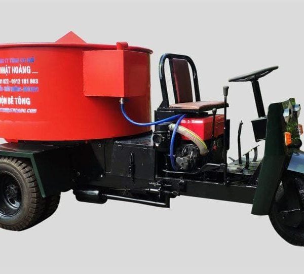 Xe chở nước sạch Kohinoor, xe trộn bê tông mini, xe máy điện thương hiệu nổi bật.