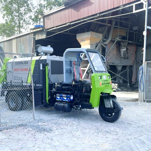 1. Máy băm nghiền cỏ, rơm, cây cối, phù hợp làm thức ăn chăn nuôi, trộn phối liệu, tiết kiệm thời gian, năng suất cao, thiết kế nhỏ gọn, dễ vận hành tại các trang trại chăn nuôi.