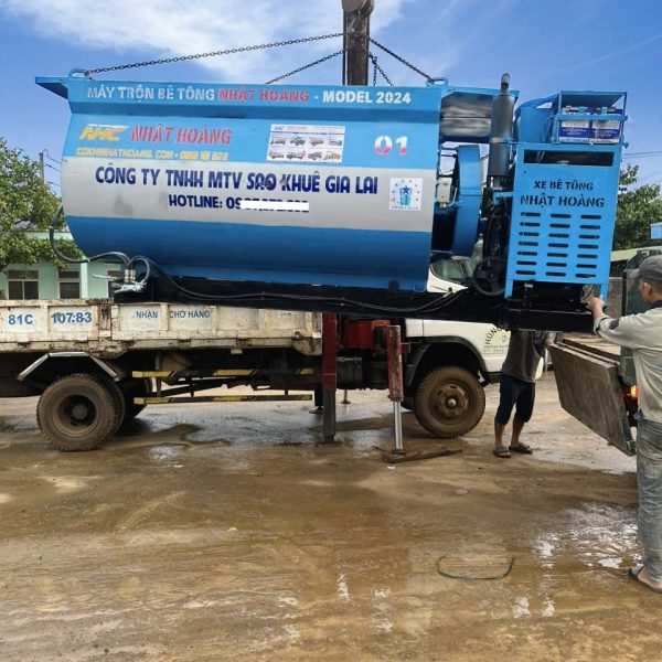 may tron be tong bon u 4 khoi co dong co roi ve cong ty sao khue gia lai lam viec 1